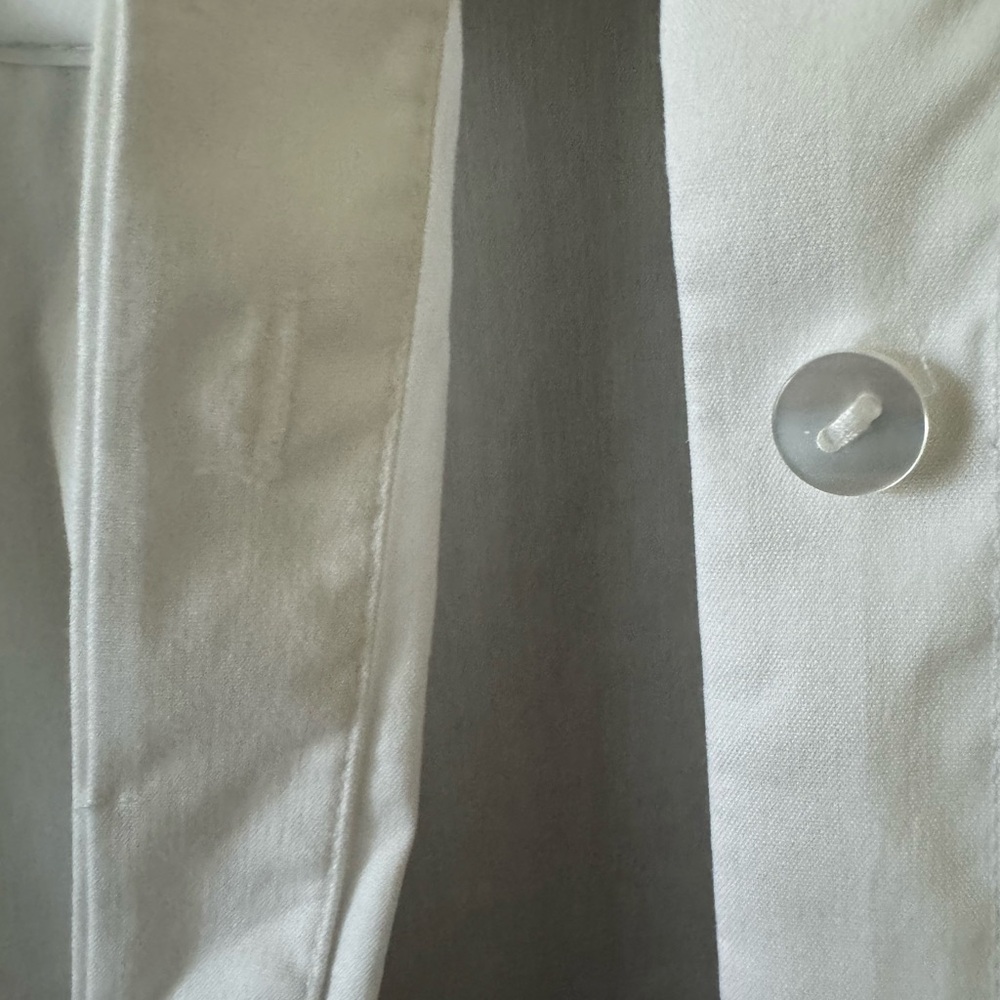 Ann Taylor sleeveless button-down Shirt - Picture 10 of 10